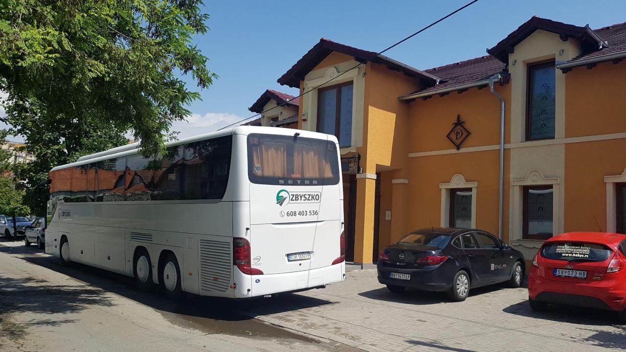 Vila Dvor Subotica Exterior photo